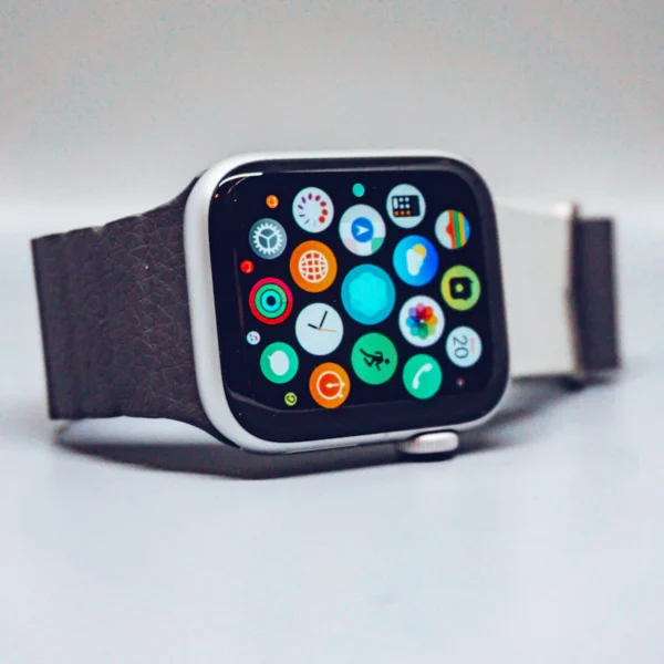 Everyday Smartwatch — AMOLED — Electronics at Gallen Shop